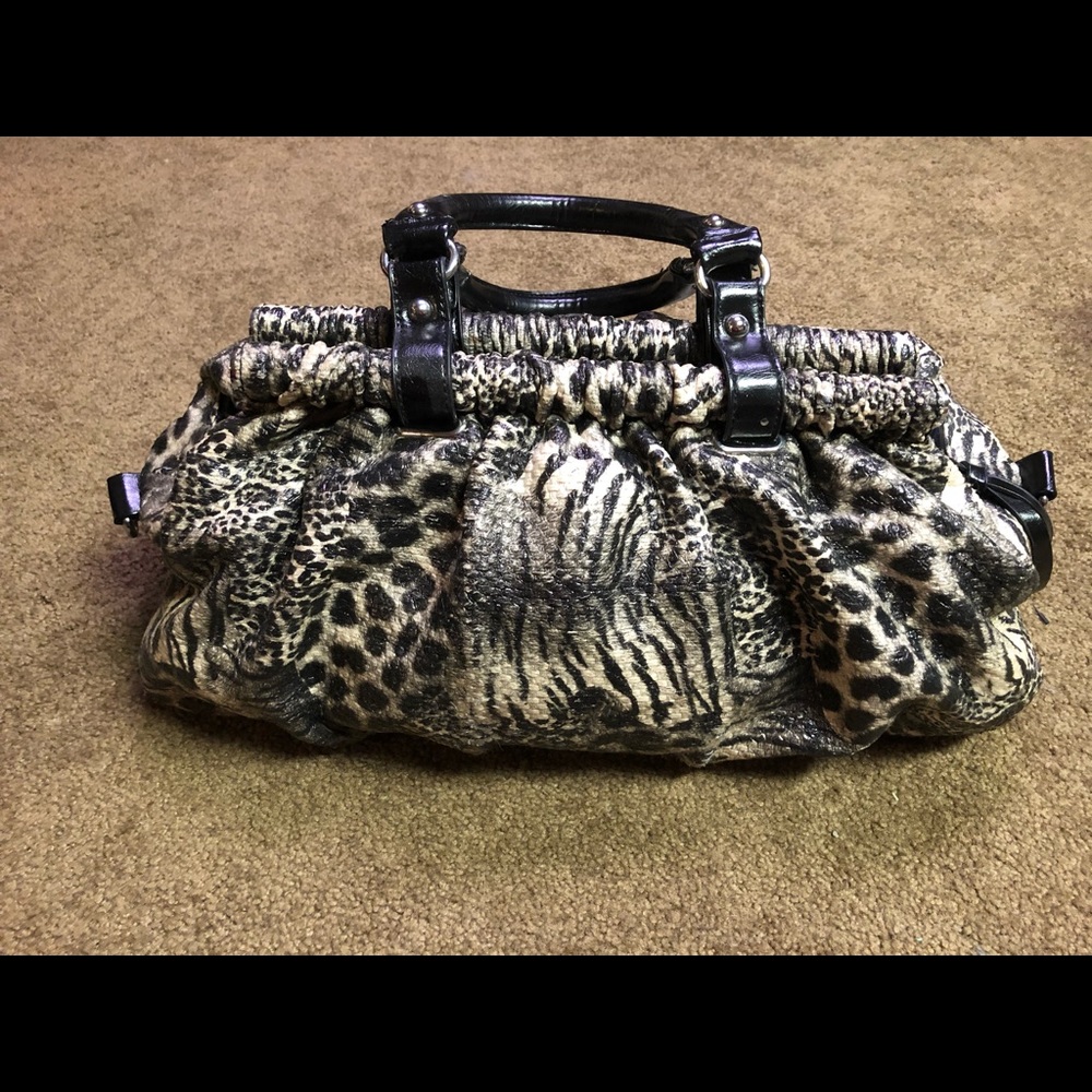 Women’s Animal Print- Cheetah Print Purse